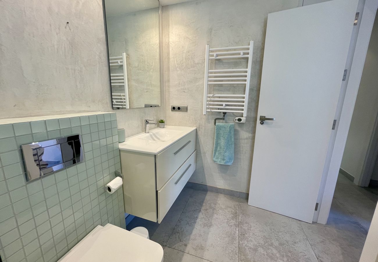 Ferienwohnung in Denia - Apartmento en Las Rotas con Piscina